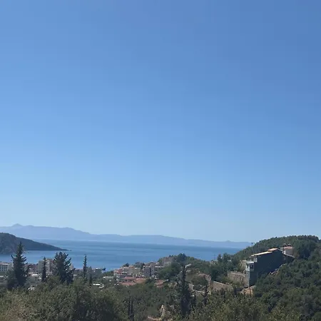 Laertis House Himare