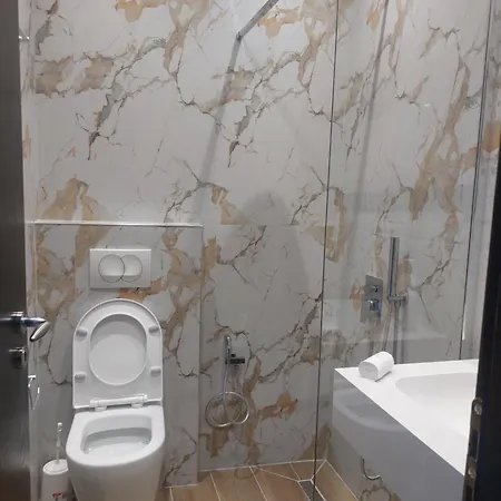 Laertis House ヒマラ