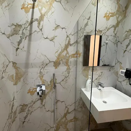 Laertis House * ヒマラ